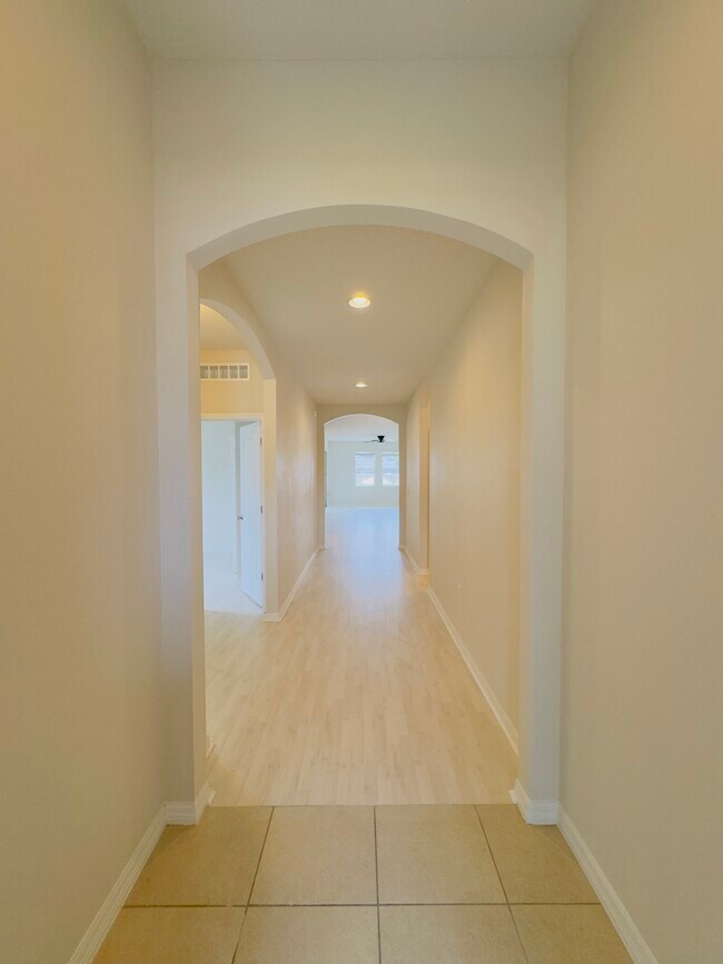 Foto del edificio - 976 Glazebrook Loop