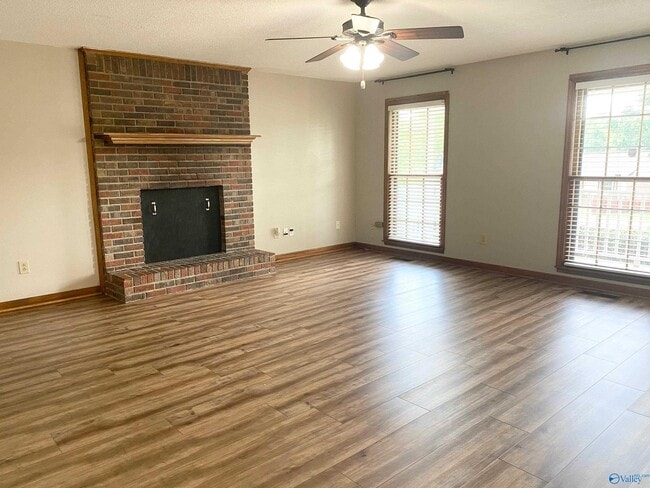 Building Photo - 114 Natalie Jane Dr
