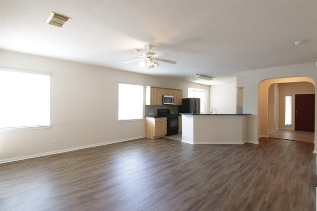 Foto del edificio - 2715 Hidden Bay Ct