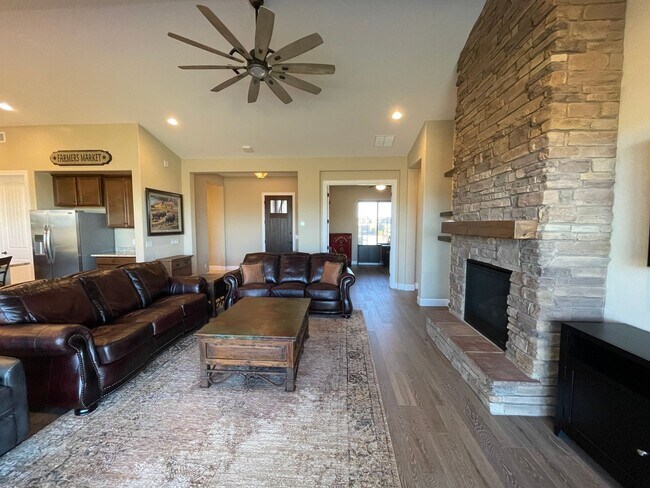 Building Photo - APPLY NOW - 5386 Rocky Vista Dr