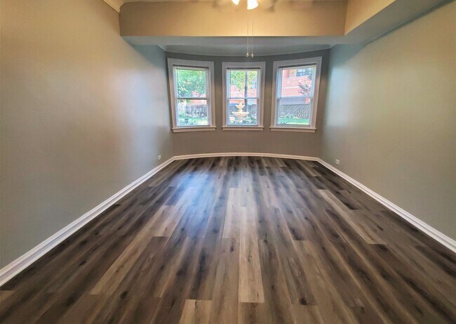 Foto del edificio - 5724 N Mozart St