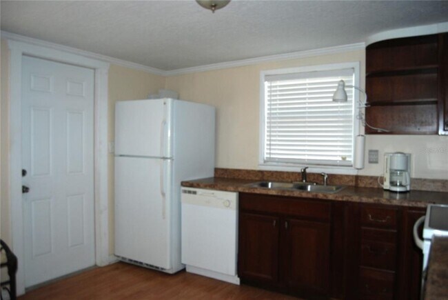Foto del edificio - 4300 W Hwy 329