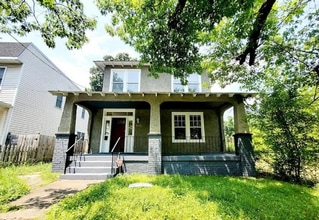 Building Photo - 2100 Ingram Ave