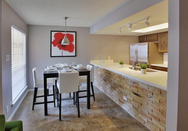 Foto del edificio - 3416 Willowrun Dr