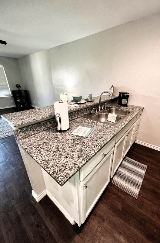 Building Photo - 1533 Industrial Dr E