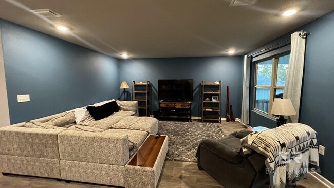 Foto del edificio - 10296 Brodick Lp