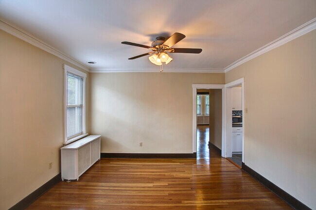 Foto del edificio - 1838 Shaw Ave