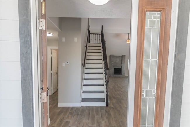 Foto del edificio - 12850 Ashford Creek Dr