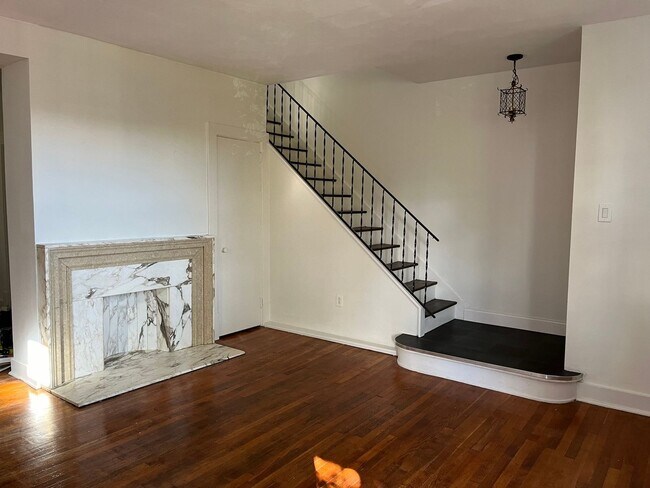 Foto del edificio - 3 Bedroom Single Family Home in Pittsburgh...