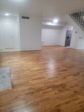 Building Photo - 3303 W Greenridge Dr