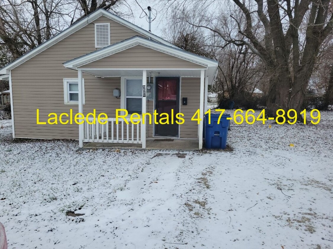 Primary Photo - 2 BEDROOM 1 BATHROOM HOUSE FOR RENT