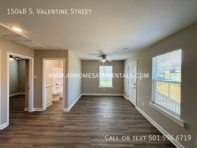 Foto del edificio - 1504B S. Valentine Street-