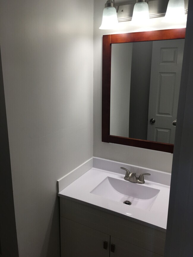 Foto del edificio - 1118 N 12th St