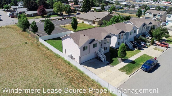 Foto del edificio - 4 br, 3 bath House - 1805 N Oberlin Road