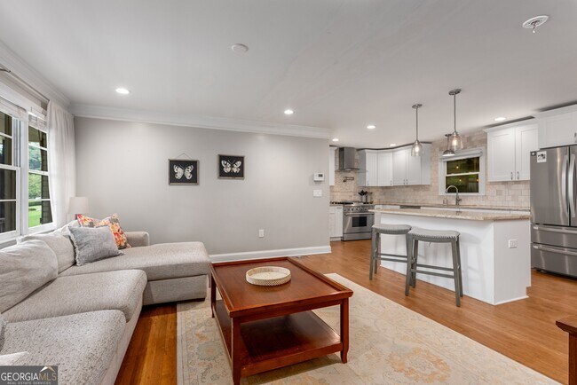 Foto del edificio - 2532 Circlewood Rd NE