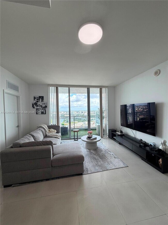 Foto del edificio - 90 SW 3rd St