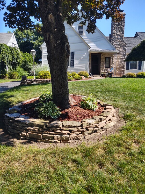 Building Photo - 118 W Schreyer Pl