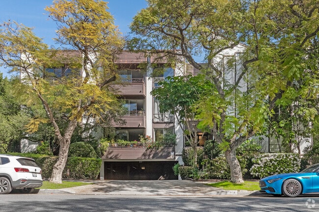 Building Photo - The Liam