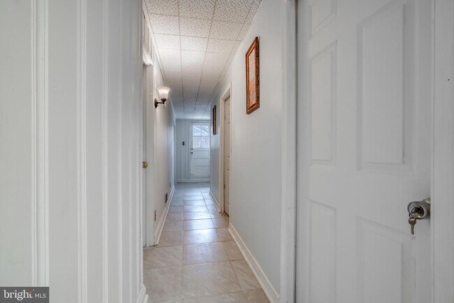 Building Photo - 1207 St Andrews Way