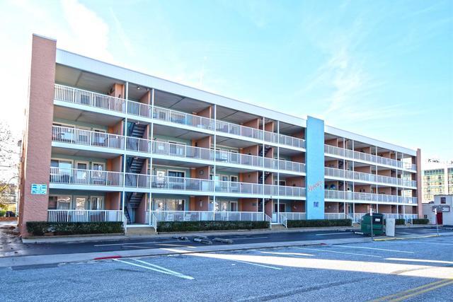 Exterior - 17 139th St