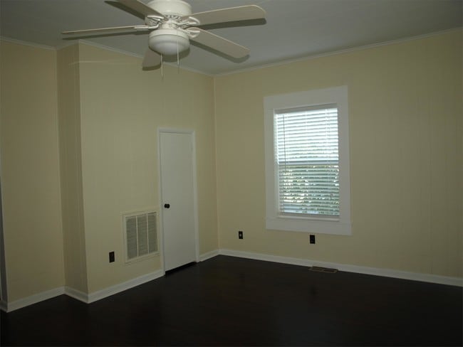 Building Photo - 347 Glascock St