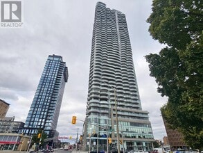 Building Photo - 805 Carling Ave