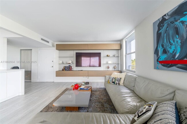 Foto del edificio - 16546 NE 26th Ave