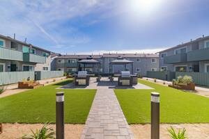 Foto principal - 269 W San Marcos Blvd