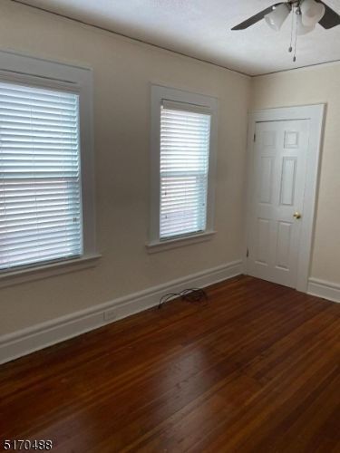 Building Photo - 102 Riggs Pl