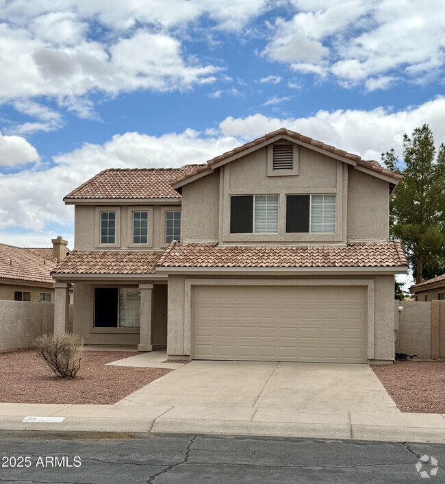Building Photo - 4301 E Graythorn Ave