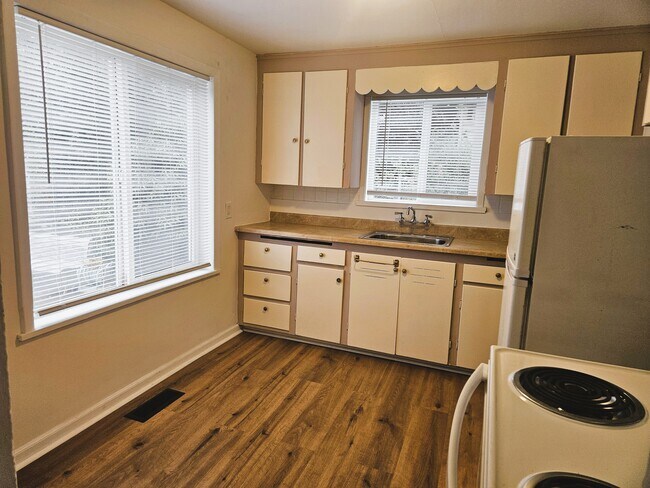 Foto del edificio - 7720 31st Ave SW