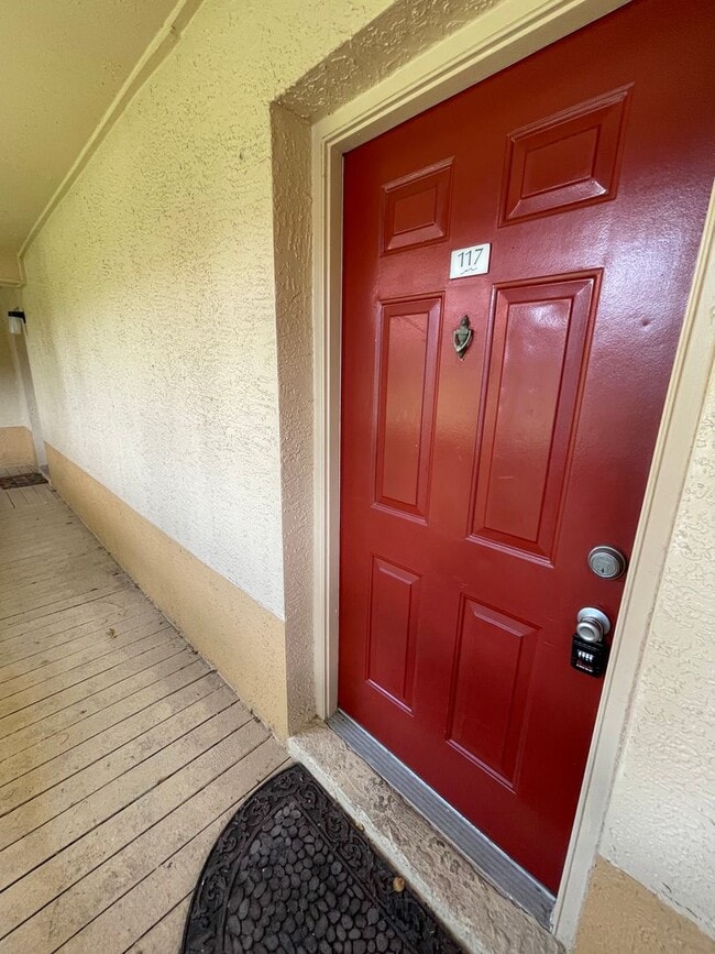 Palm Lakes Condominium - Palm Lakes Condominium