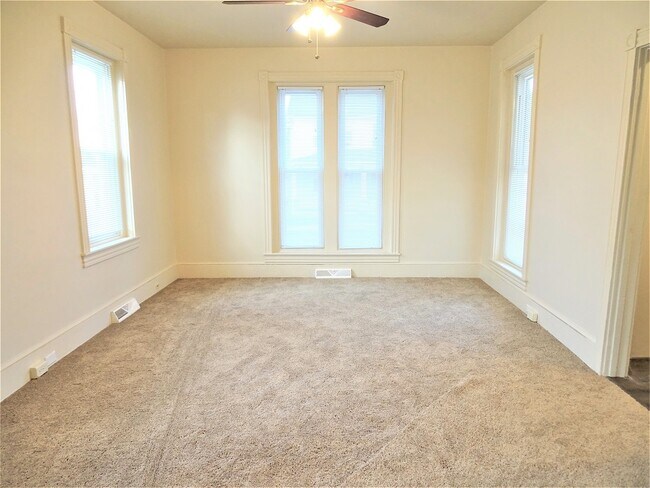 Foto del edificio - 103 S 9th St