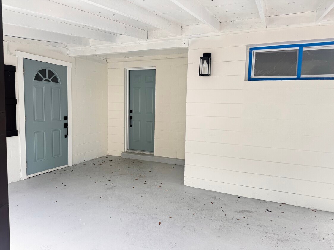 Foto principal - 3205 E Shadowlawn Ave
