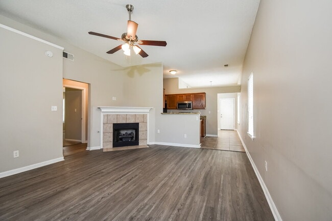 Building Photo - 7340 Durango Dr