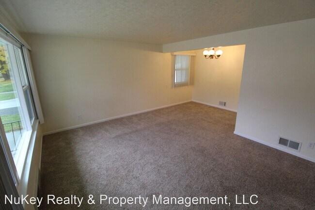 Foto del edificio - 3 br, 1 bath House - 6029 N. Montevista Pl.