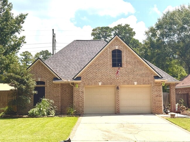 Foto del edificio - 3202 Pine Chase Dr