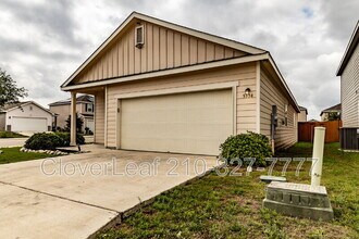 Building Photo - 5334 Hickory Pl