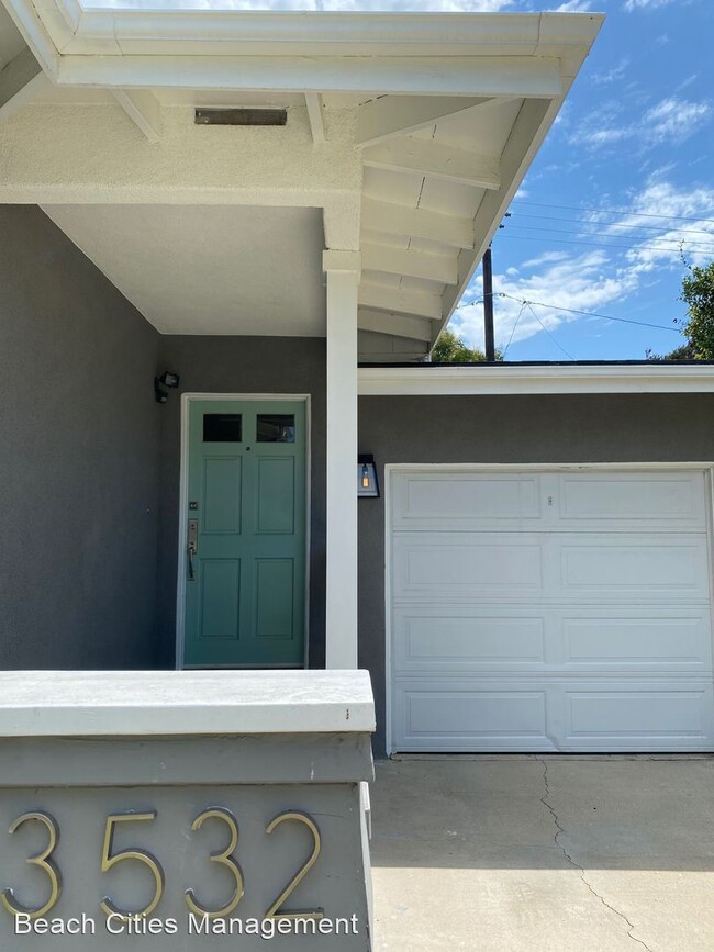 Building Photo - 2 br, 2 bath House - 3532 Senasac Avenue