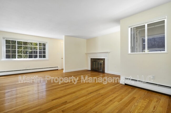 Photo - 27 Hermon St House