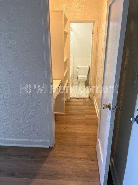 Foto del edificio - 1523 N McCadden Pl