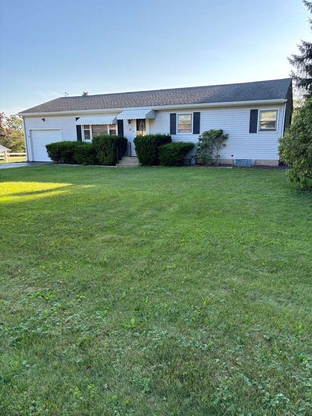 40 Cedarcrest Dr, Meadville, PA 16335 House Rental in Meadville, PA