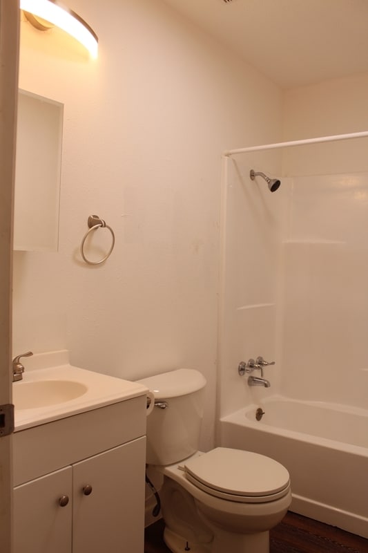 Building Photo - 2135 8th St