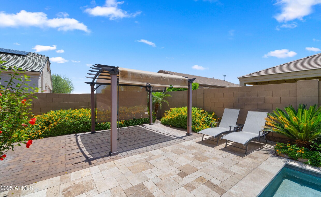Foto principal - 9309 W Orange Dr