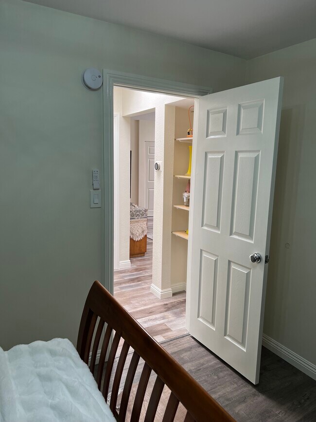 Foto del edificio - 5125 Ben Ave