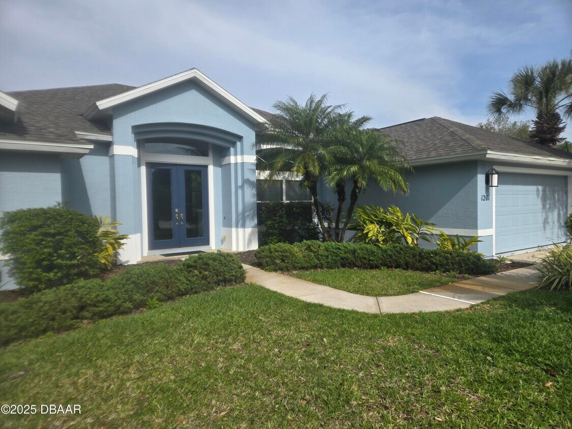 Primary Photo - 1201 Hampstead Ln