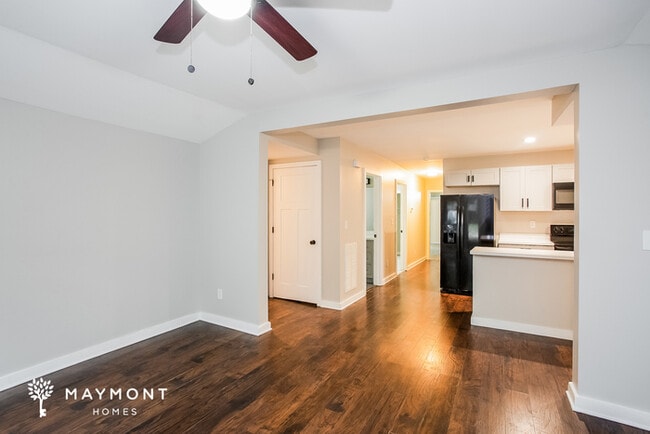 Building Photo - 1033 Gaither Pl NW