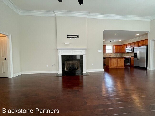 Building Photo - 4 br, 2 bath House - 15242 Hidden Villa Dr