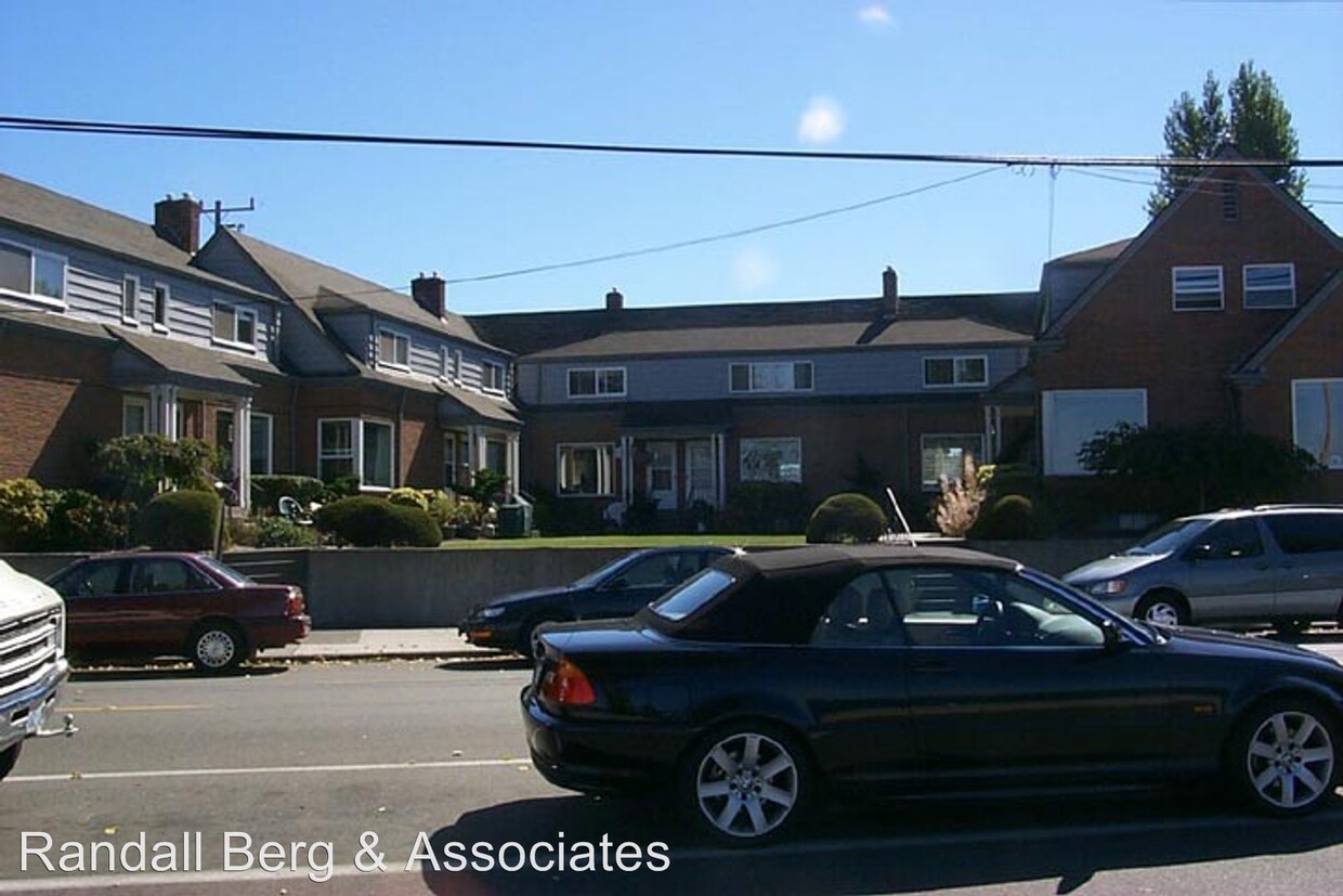 Primary Photo - 2900-2916 Alki Ave SW