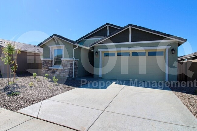 Building Photo - 4119 E Sagebrush St
